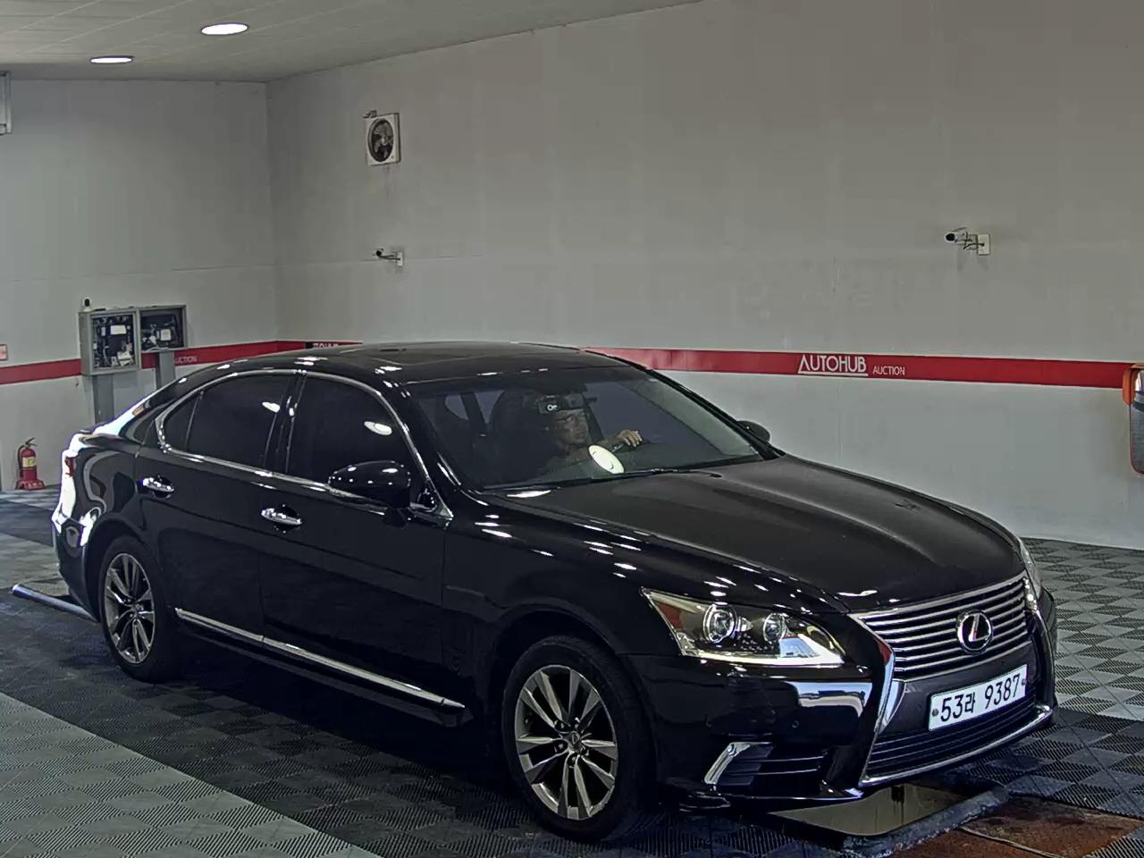 لكزس إل إس (4Th Gen) 460 دفع كلي 2013 LS دفع رباعي