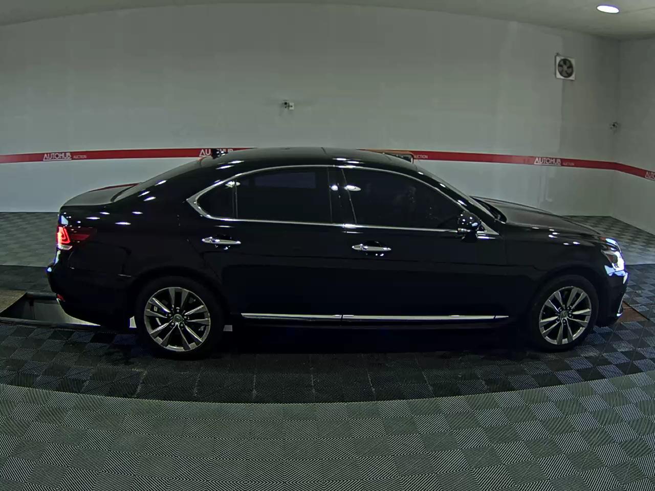 لكزس إل إس (4Th Gen) 460 دفع كلي 2013 LS دفع رباعي