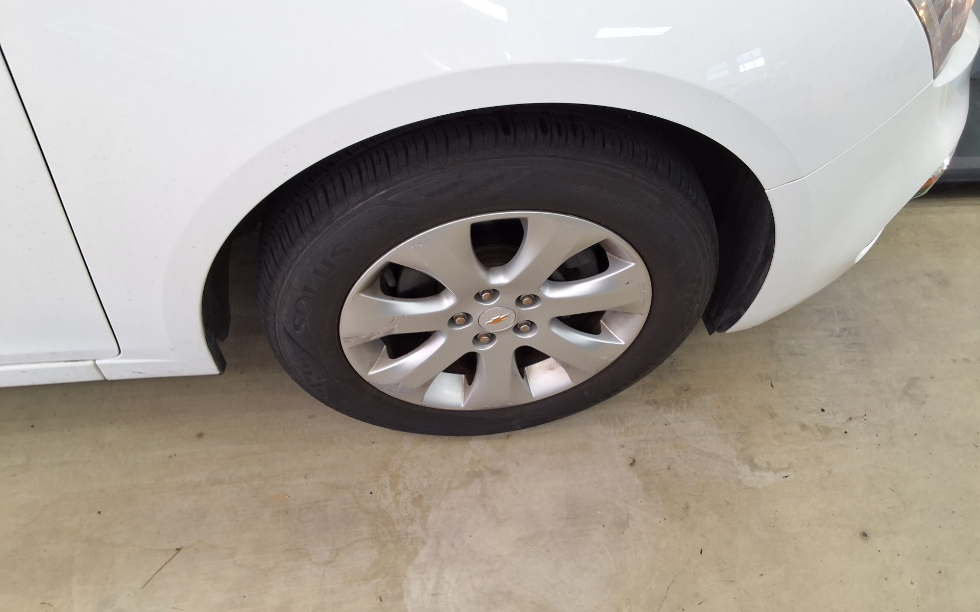 شيفروليه (Daewoo) Amazing كروز 4 أبواب 1.8 Lt ديلوكس Pack 2015 LT