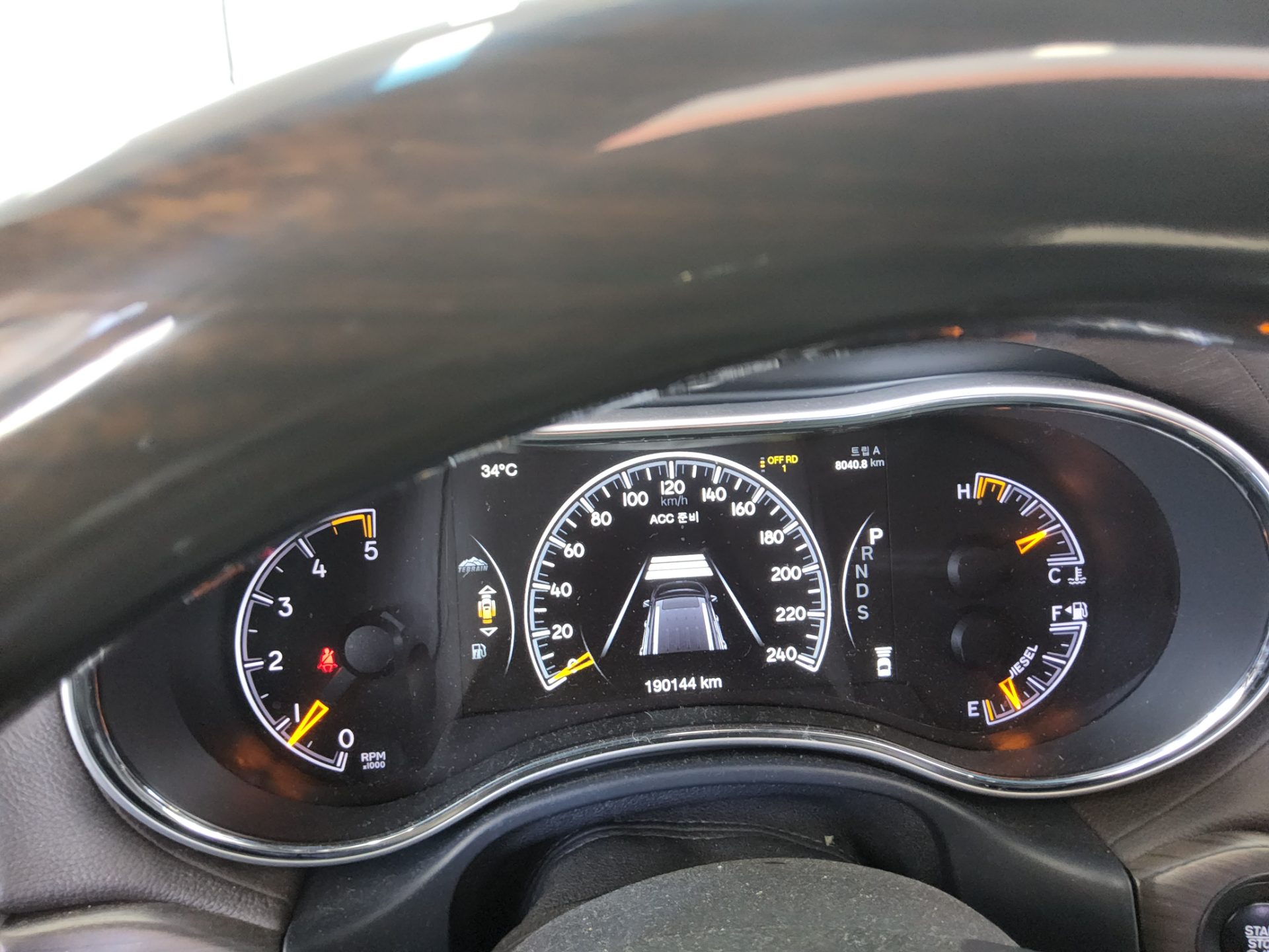 جيب Grand شيروكي (Wk2) 3.0 V6 تيربو ديزل Overland 2015 TURBO