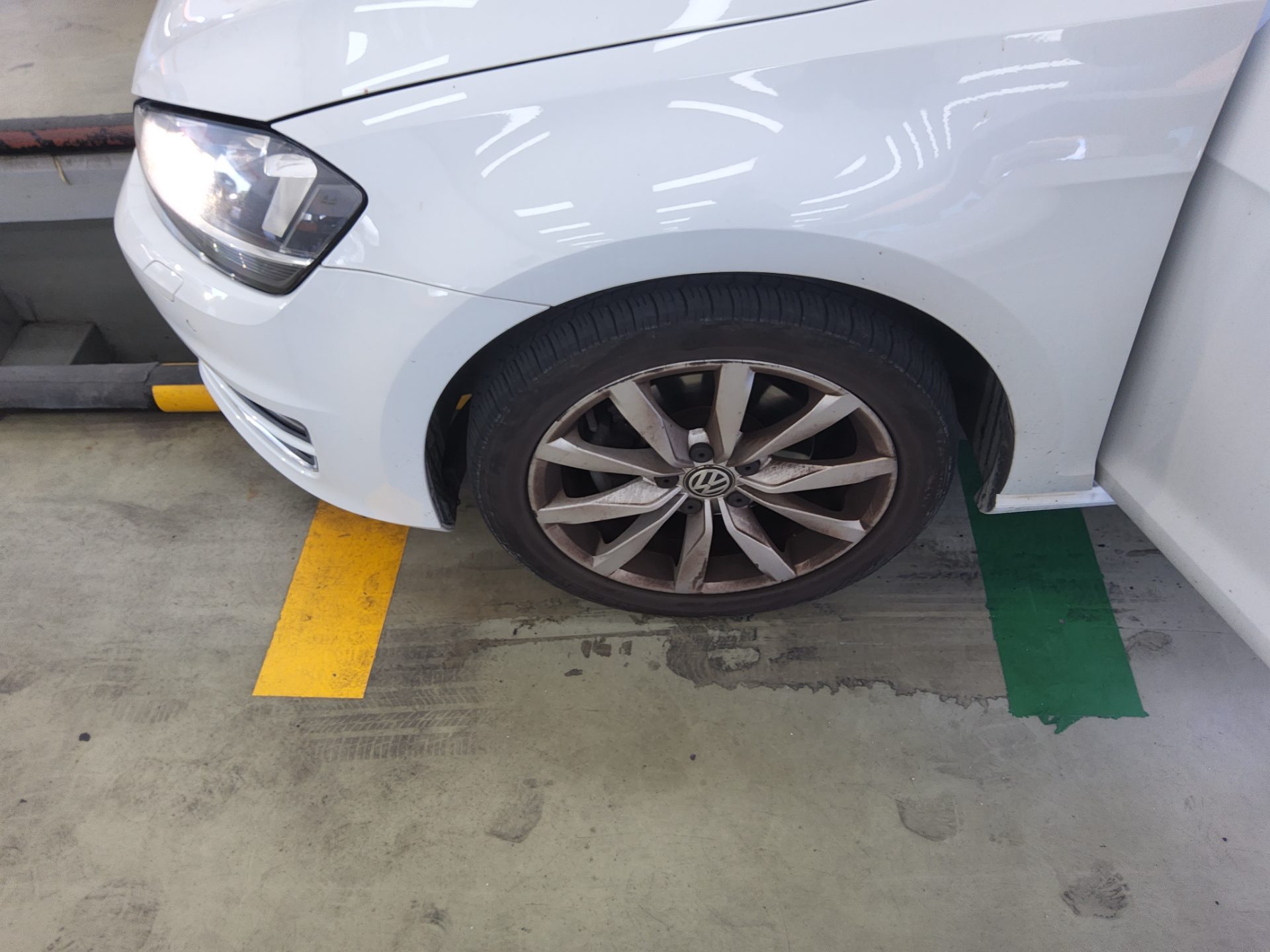 فولكس فاجن جولف (7Th Gen) 2.0 TDI 2015