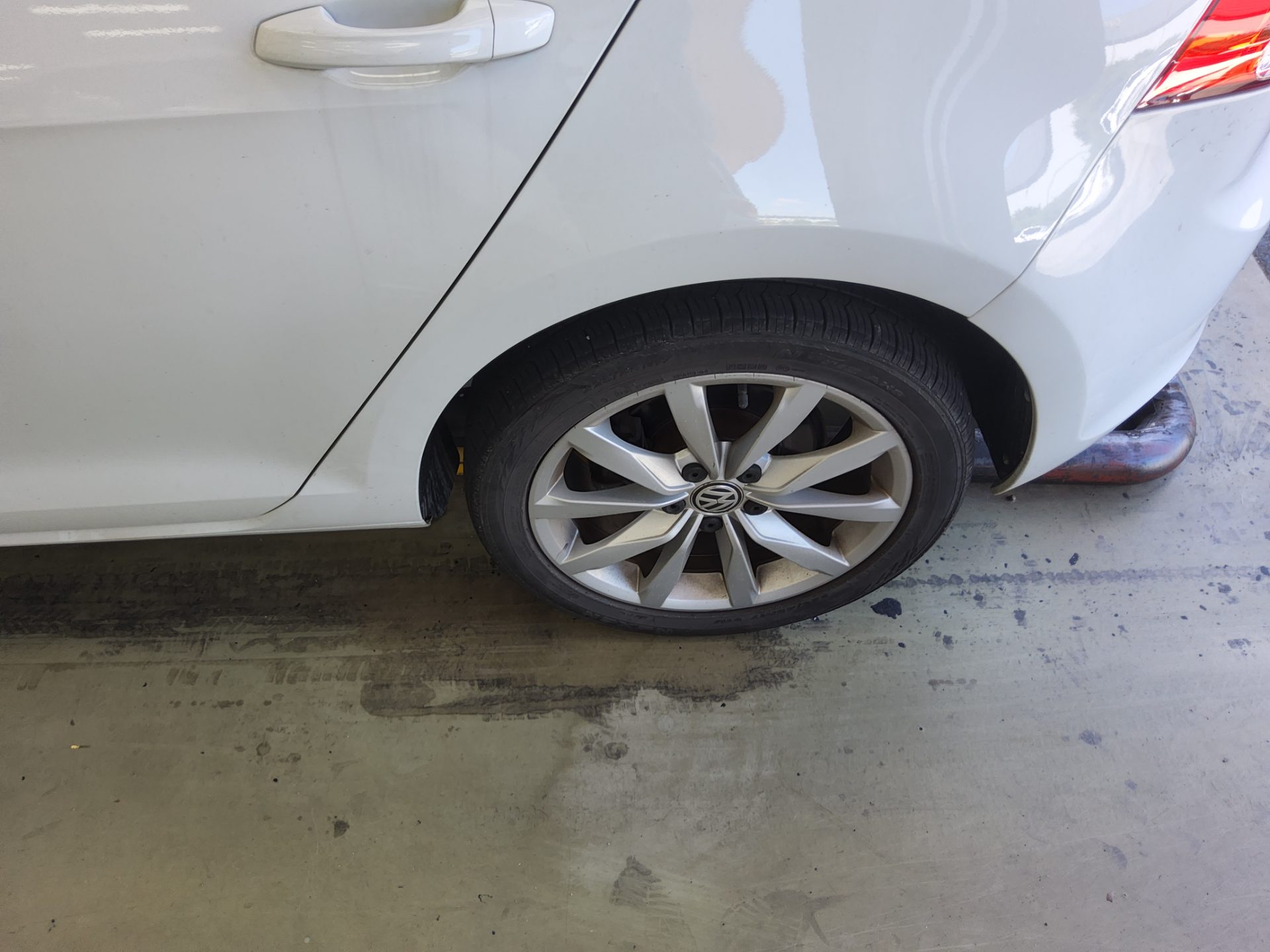 فولكس فاجن جولف (7Th Gen) 2.0 TDI 2015