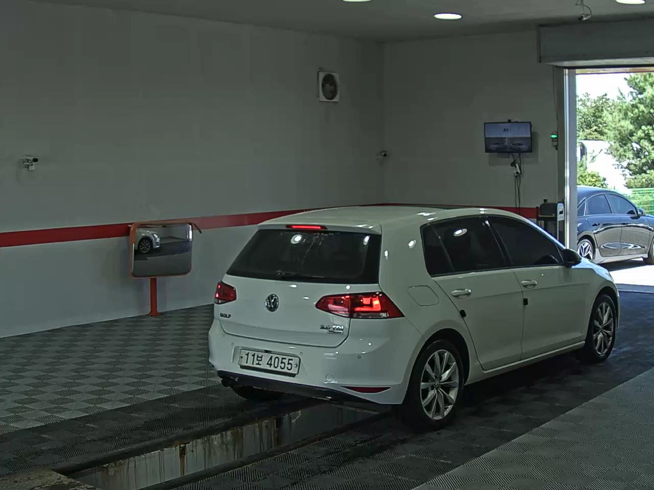 فولكس فاجن جولف (7Th Gen) 2.0 TDI 2015