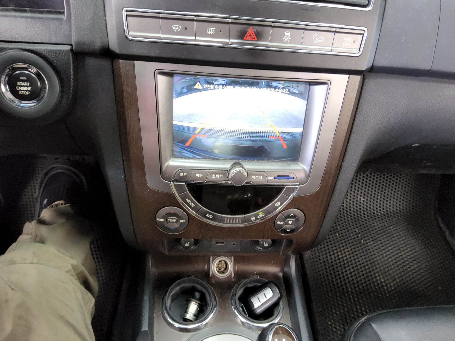 كي جي موبيليتي Mobility (سانج يونج) ريكستون W 2.0 دفع رباعي Rx7 لكجري 2013 فاخر