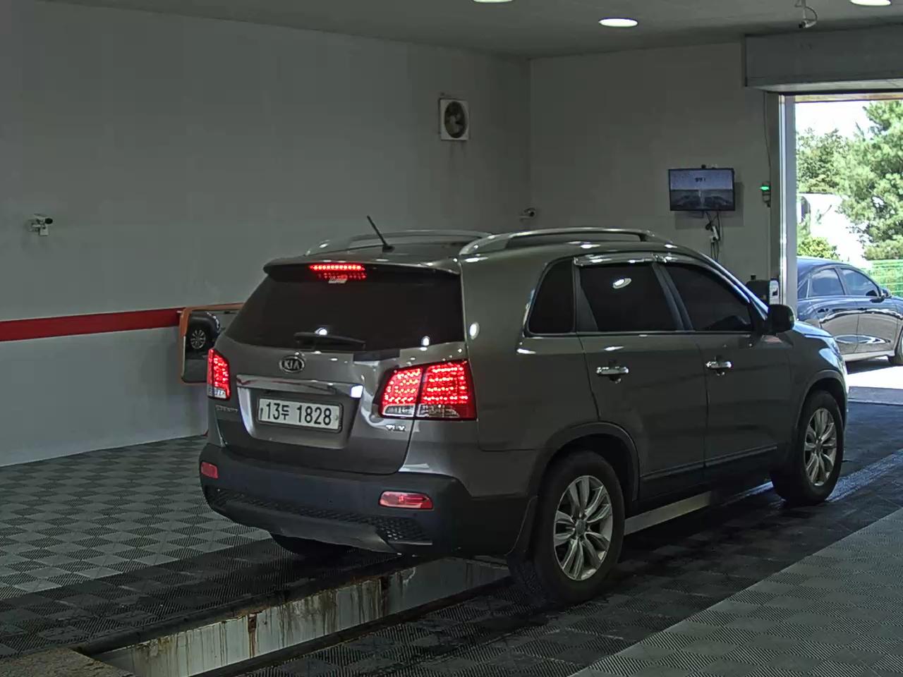 كيا سورينتو 2010 TLX فاخر