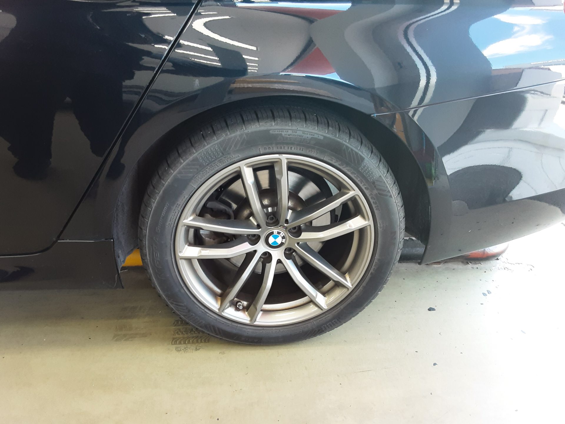 بي إم دبليو 5 Series (7Th Gen) 520D إكس درايف M Sport Pack 2018 SPORT