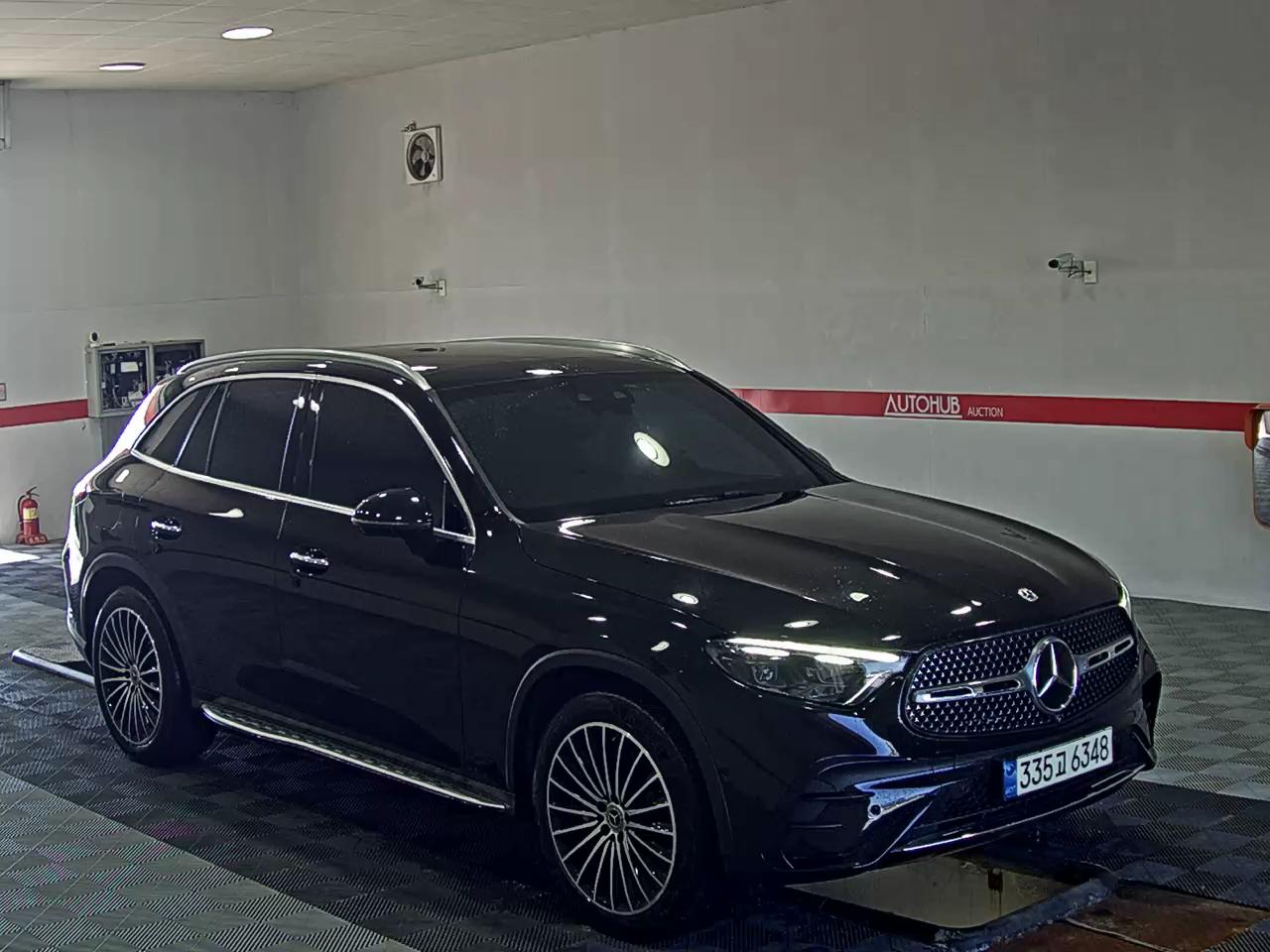 مرسيدس بنز جي إل سي Class (2Nd Gen) جي إل سي 300 فورماتيك 2024 4MATIC