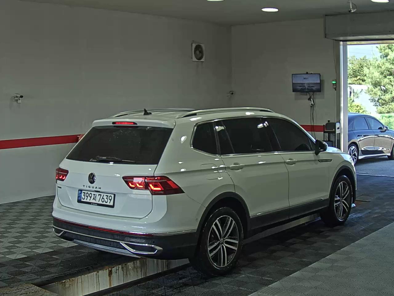 فولكس فاجن تيجوان (2Nd Gen) Allspace 2.0 TSI بريستيج 2023 PRESTIGE