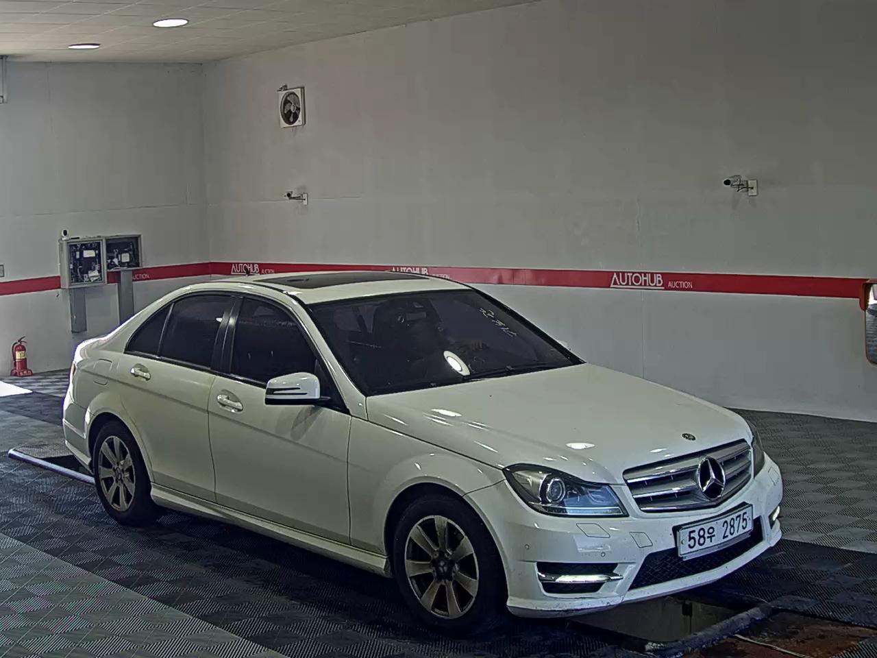 مرسيدس بنز C Class (3Rd Gen) C220 Cdi 2013 C220
