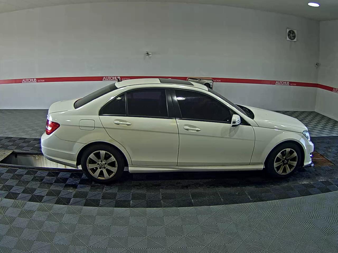 مرسيدس بنز C Class (3Rd Gen) C220 Cdi 2013 C220