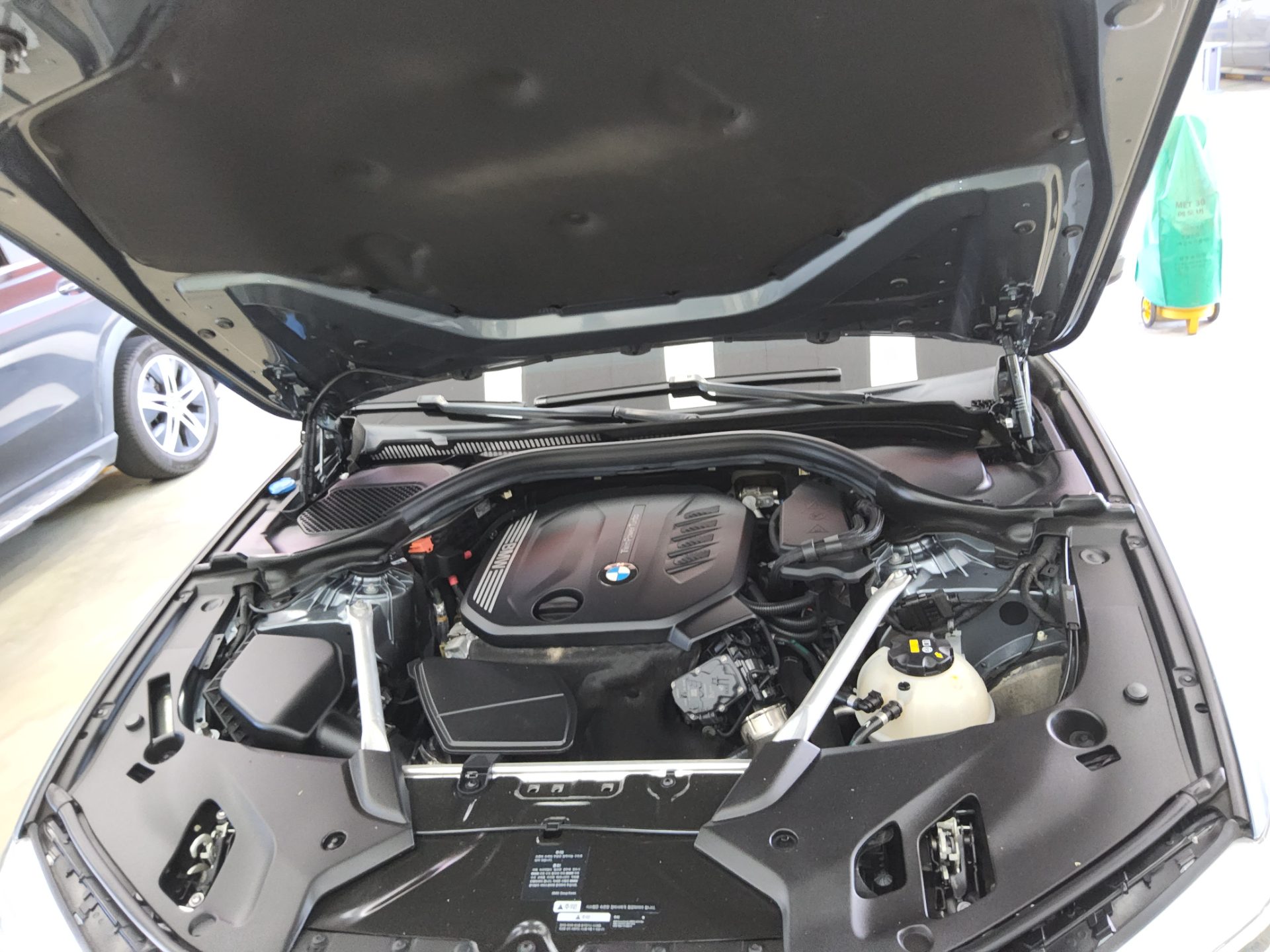 بي إم دبليو 5 Series (7Th Gen) 520D M Sport Pack بلس 2019 SPORT PLUS