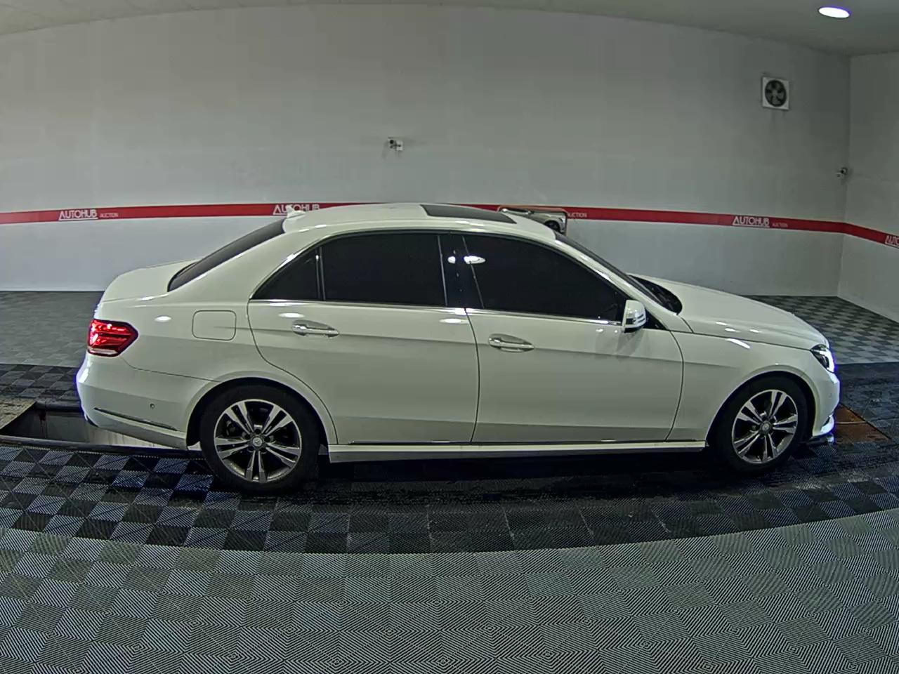 مرسيدس بنز E Class (4Th Gen) E220 Cdi Bluetec Avantgarde 2015 E220