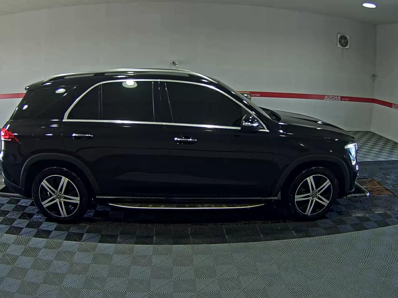 مرسيدس بنز جي إل إي Class (4Th Gen) جي إل إي 300D فورماتيك 2019 4MATIC
