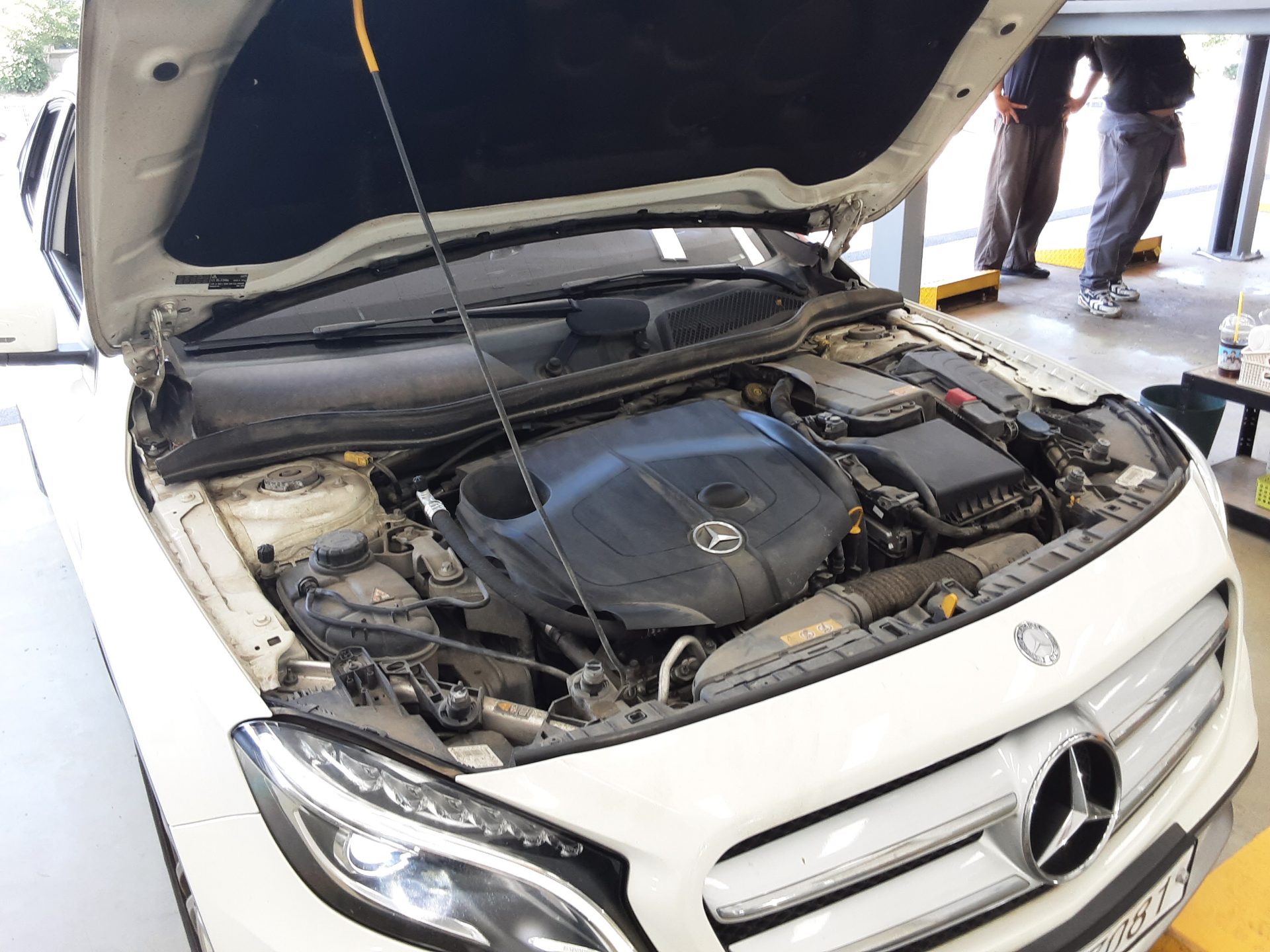 مرسيدس بنز جي إل إيه Class جي إل إيه 200 Cdi فورماتيك 2015 4MATIC