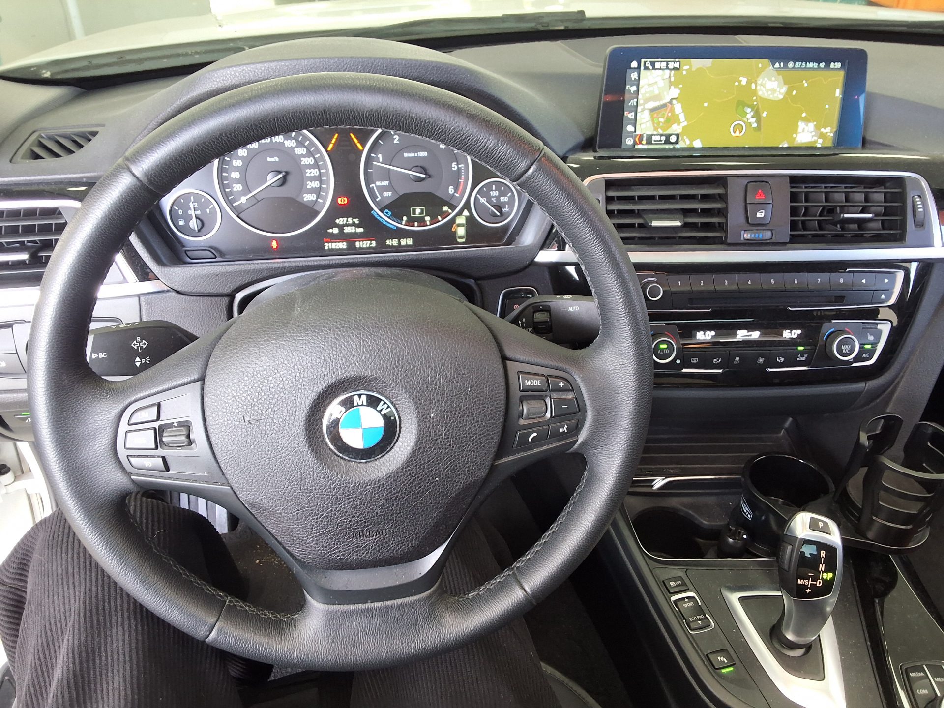 بي إم دبليو 3 Series (6Th Gen) 320D إكس درايف 2018 320d