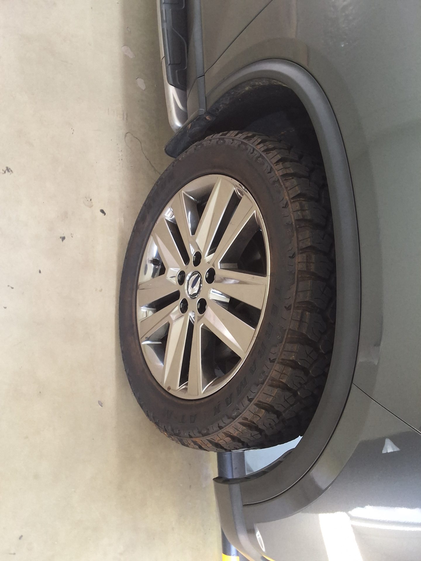 كي جي موبيليتي Mobility (سانج يونج) ريكستون Sports 2.2 دفع رباعي نوبلس 2020 NOBLESSE