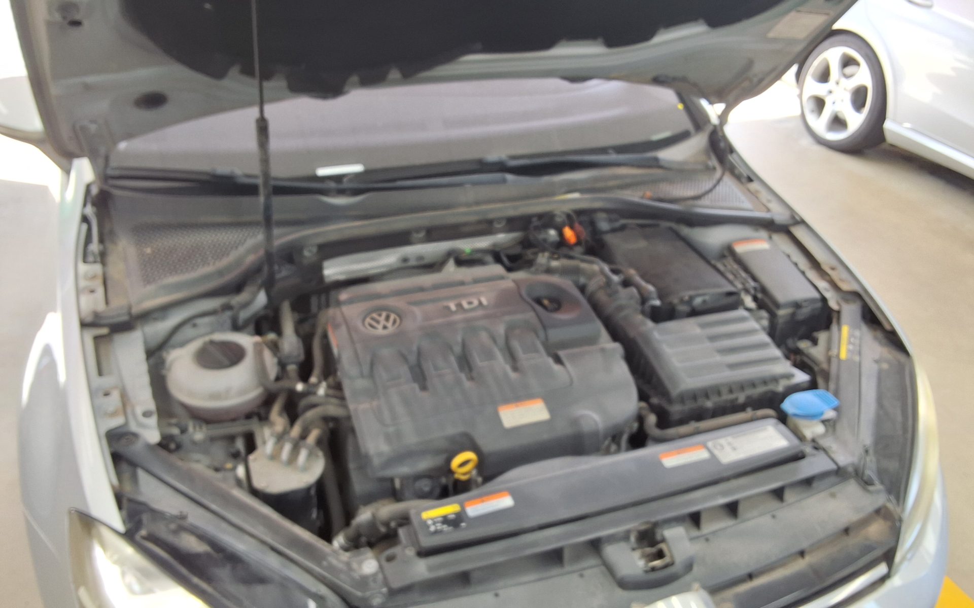 فولكس فاجن جولف (7Th Gen) 2.0 TDI بريميوم 2014 بريميوم