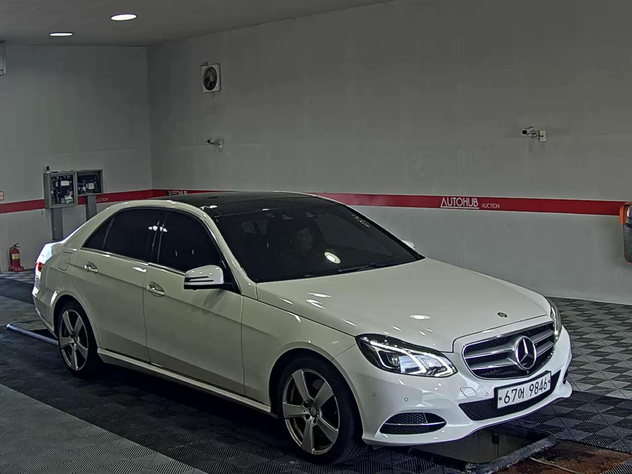 مرسيدس بنز E Class (4Th Gen) E400 فورماتيك Intelligent Drive 2016 4MATIC
