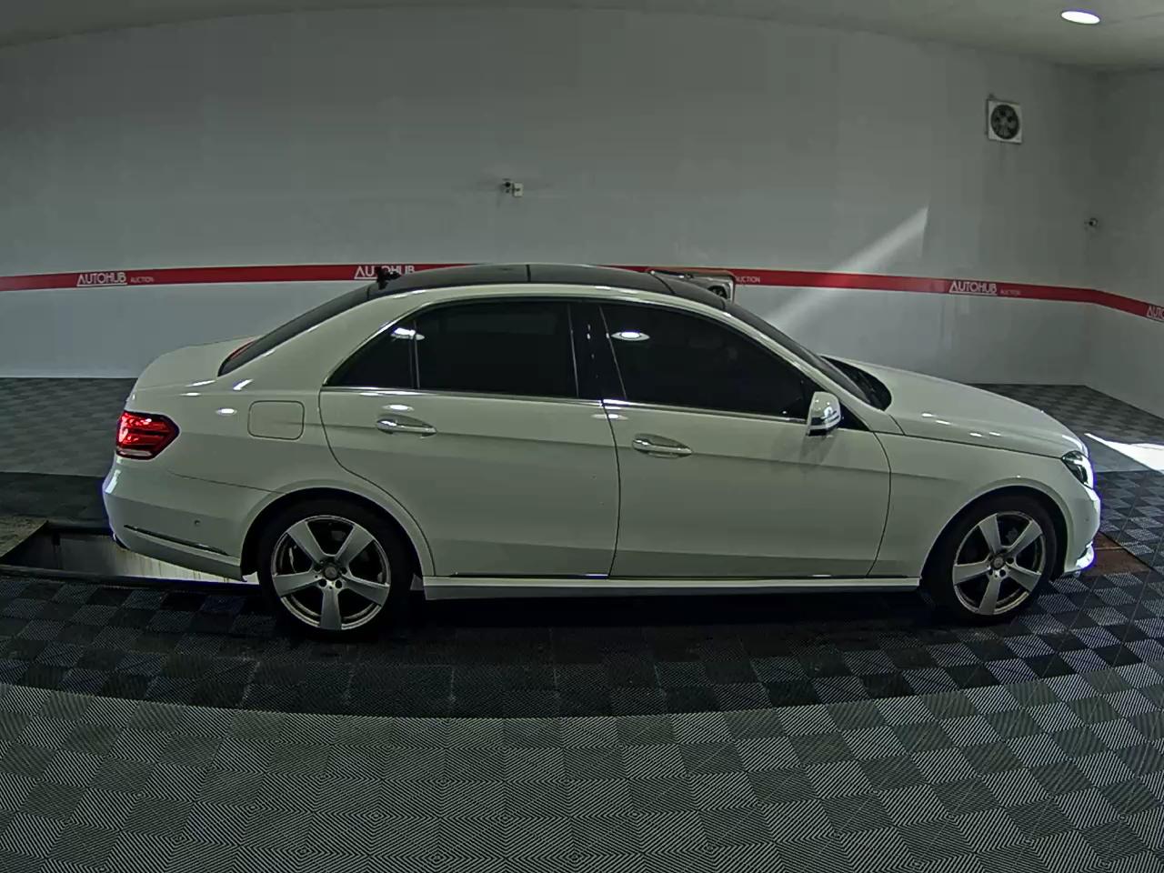 مرسيدس بنز E Class (4Th Gen) E400 فورماتيك Intelligent Drive 2016 4MATIC