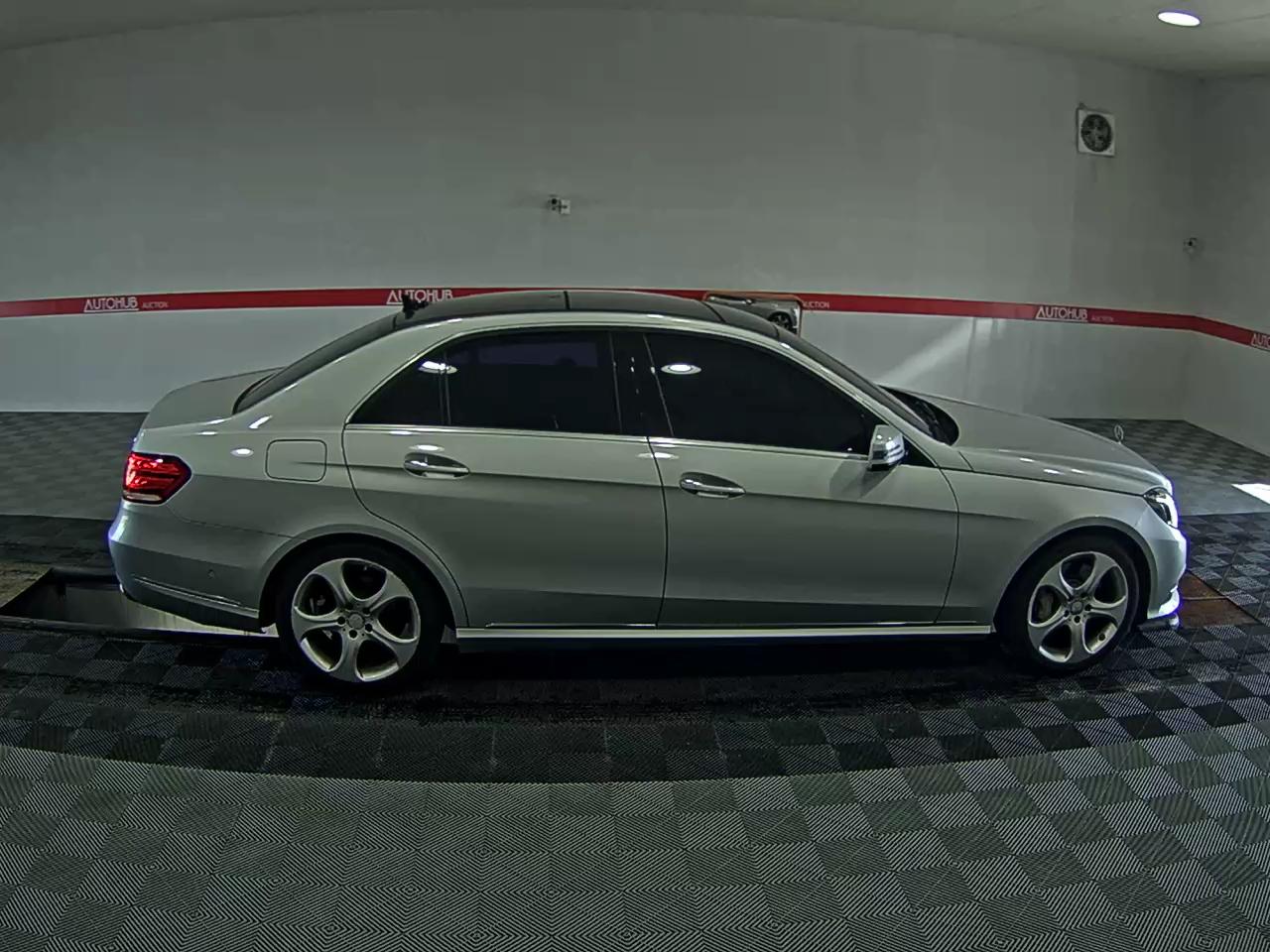 مرسيدس بنز E Class (4Th Gen) E400 فورماتيك Intelligent Drive 2015 4MATIC