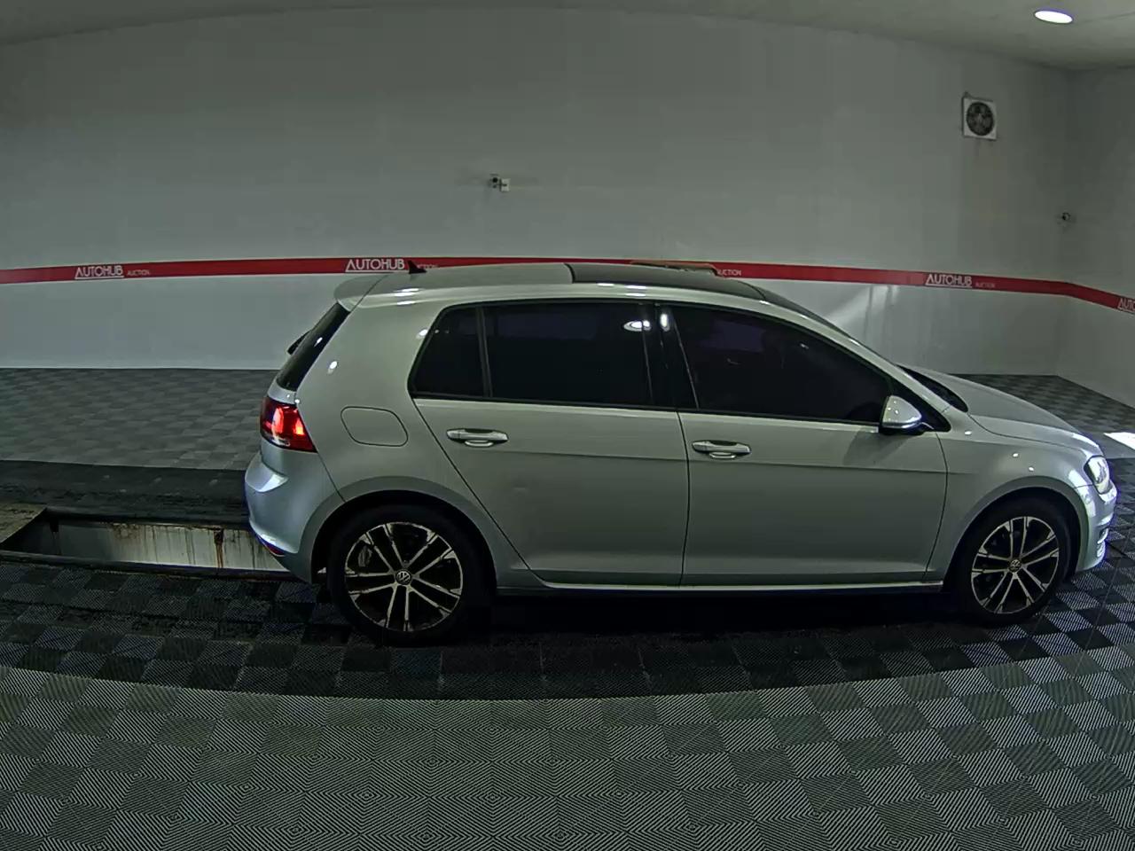 فولكس فاجن جولف (7Th Gen) 2.0 TDI بريميوم 2014 بريميوم