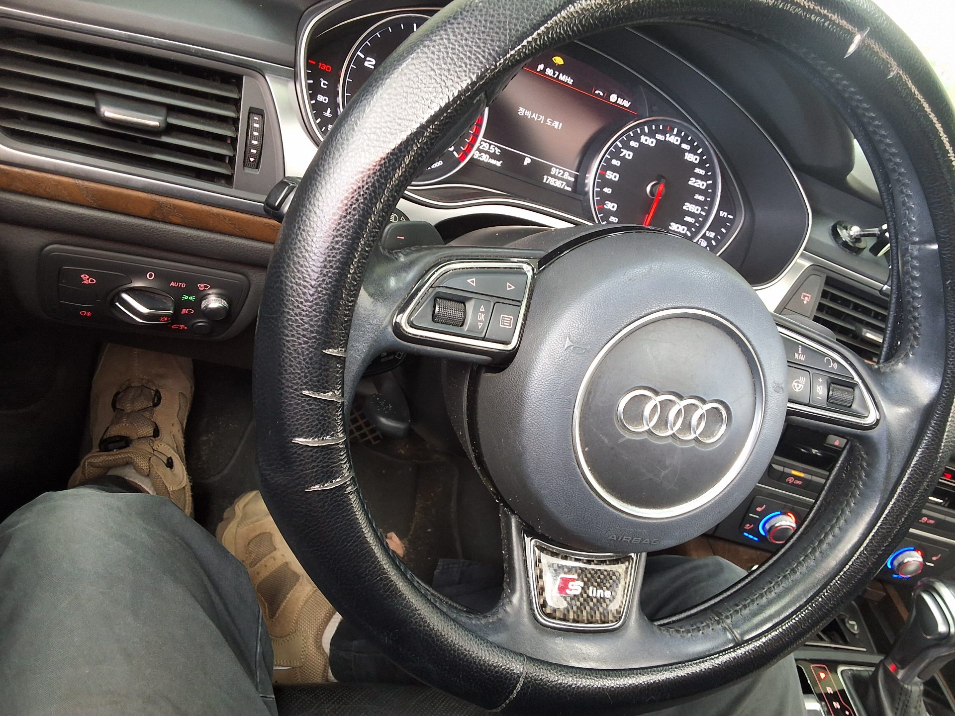 أودي إيه 6 (4Th Gen) 45 TDI كواترو Dynamic 2015