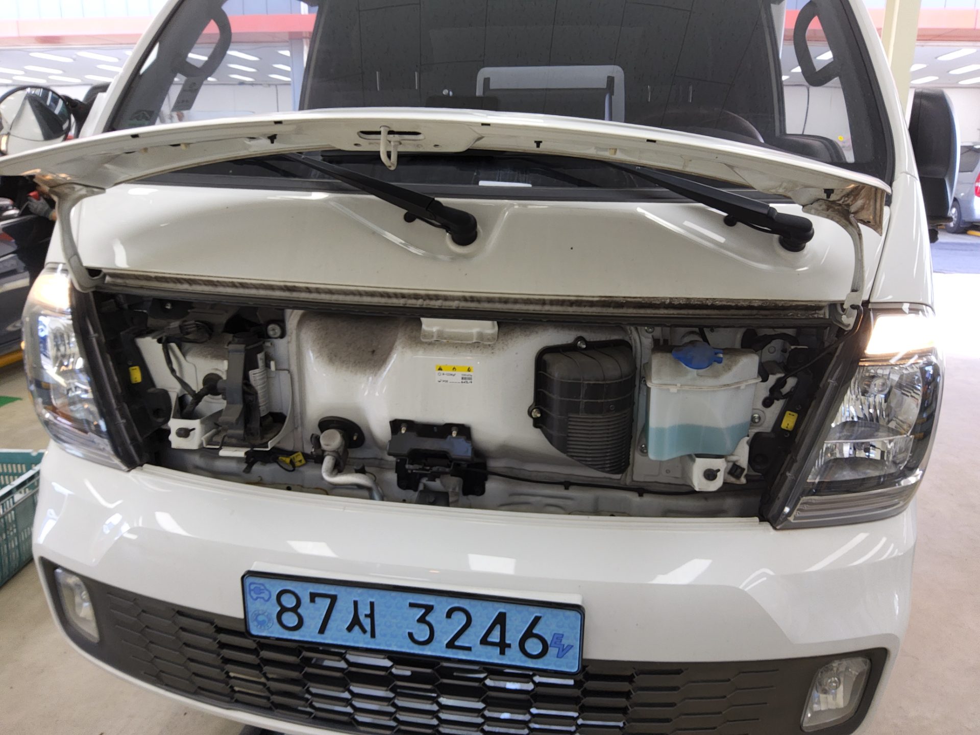 كيا بونجو 3 2023 EV GLS