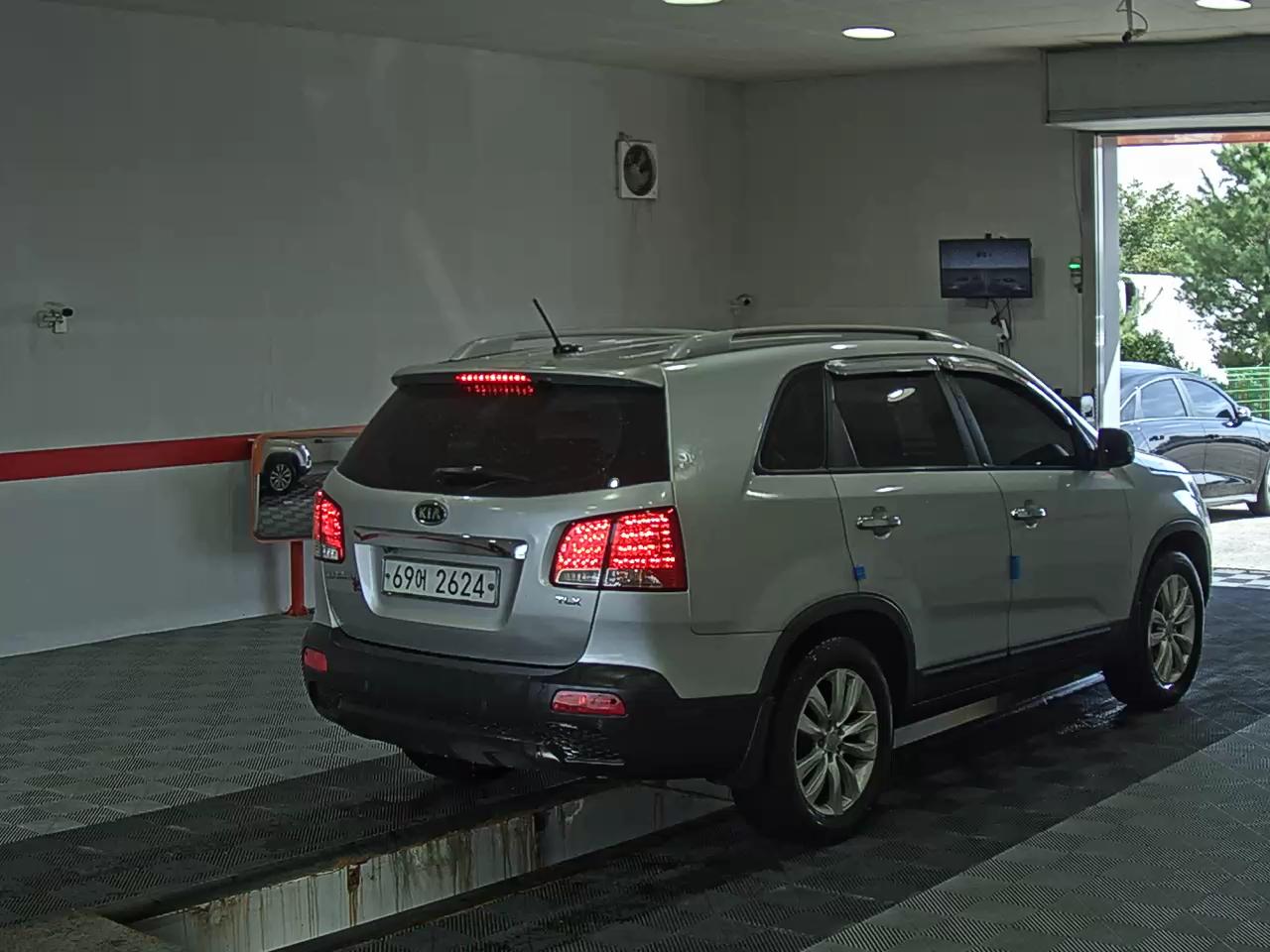كيا سورينتو 2010 TLX فاخر