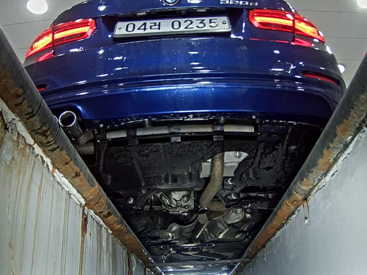 بي إم دبليو 3 Series (6Th Gen) 320D 2016 320d