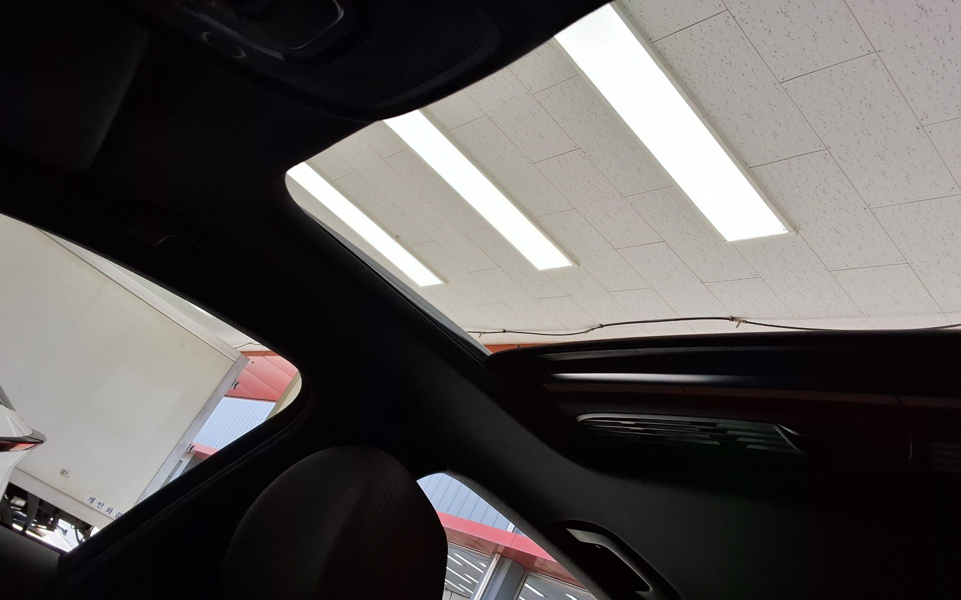 أودي إيه 4 (5Th Gen) 40 Tfsi بريميوم 2019 40 بريميوم