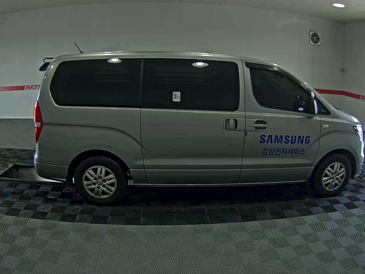 هيونداي الجديد جراند ستاركس 3 Seater ديزل فان سمارت 2021 VAN SMART