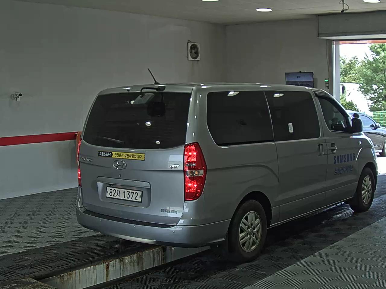 هيونداي الجديد جراند ستاركس 3 Seater ديزل فان سمارت 2021 VAN SMART