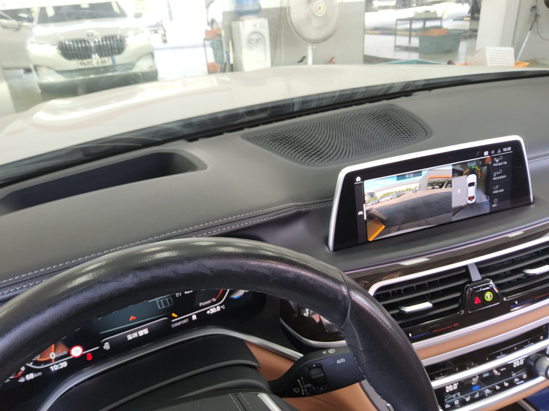 بي إم دبليو 7 Series (6Th Gen) 740D إكس درايف Design Pure Excellence 2021 740d