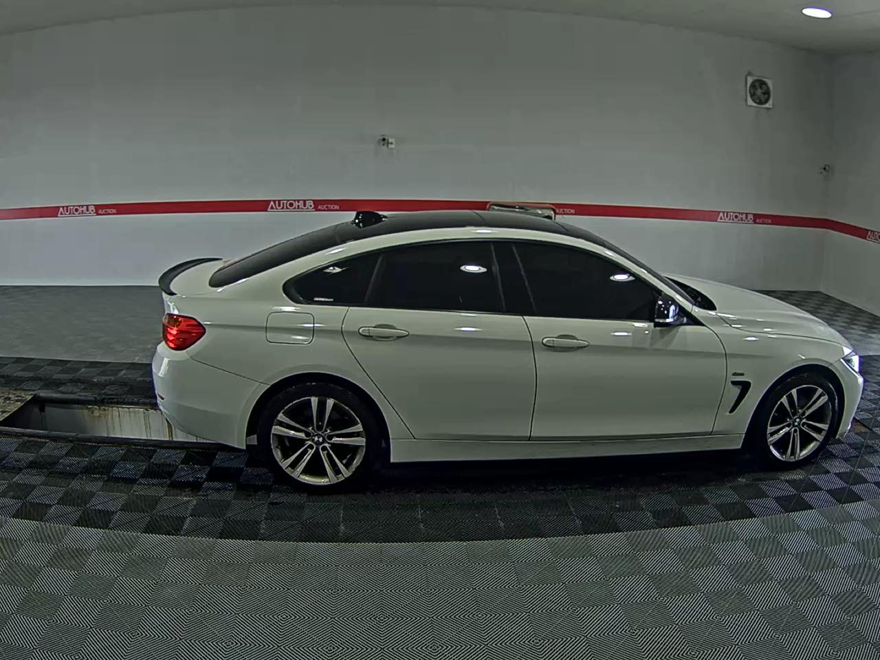 بي إم دبليو 4 Series (1St Gen) Gran كوبيه 420D إكس درايف Sports 2017 420d