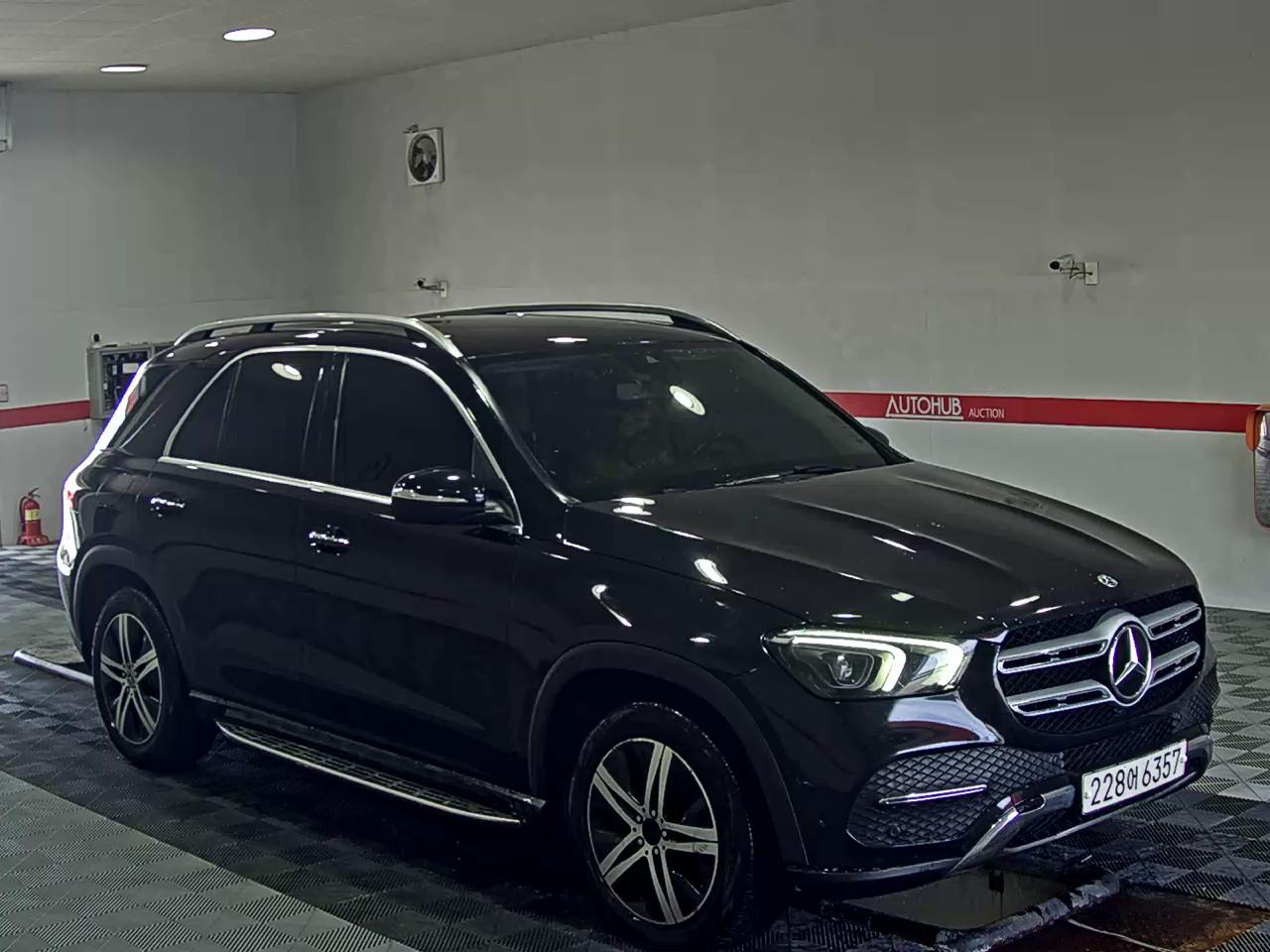 مرسيدس بنز جي إل إي Class (4Th Gen) جي إل إي 300D فورماتيك 2019 4MATIC