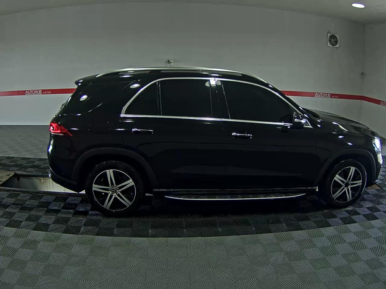 مرسيدس بنز جي إل إي Class (4Th Gen) جي إل إي 300D فورماتيك 2019 4MATIC
