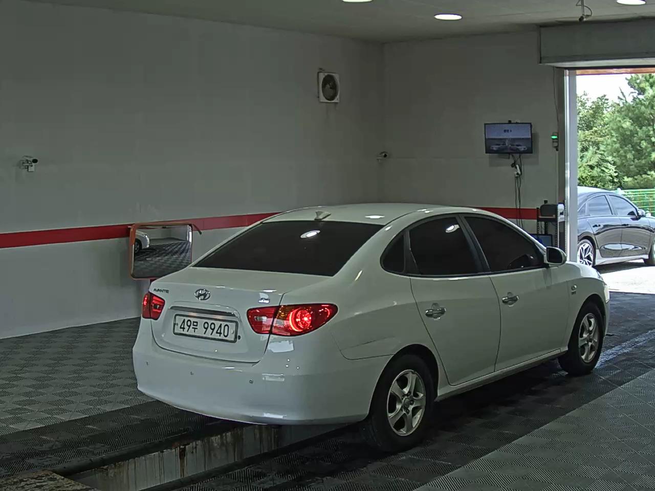 هيونداي أفانتي 2008 فاخر