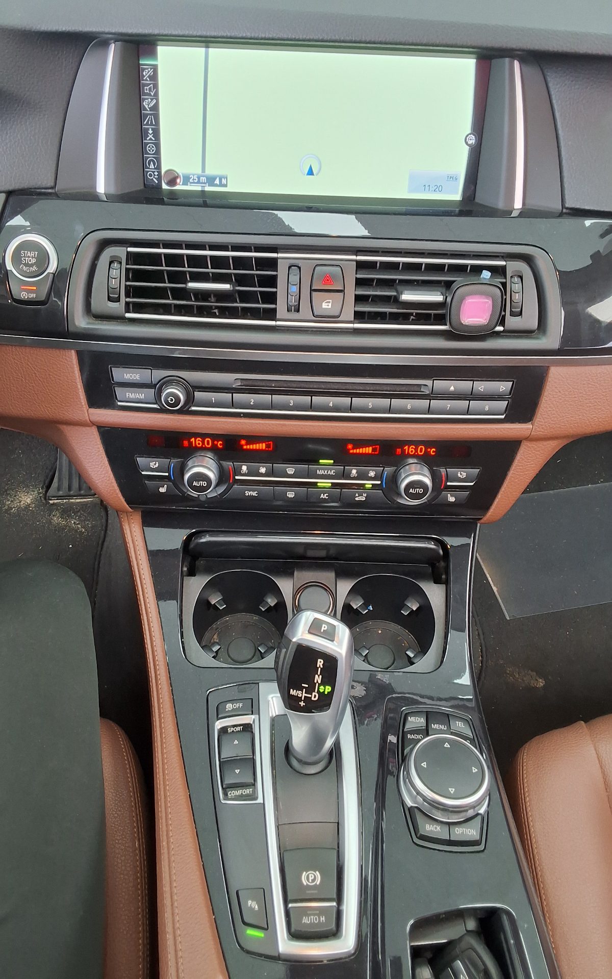 بي إم دبليو 5 Series (6Th Gen) 520D 2015 520d