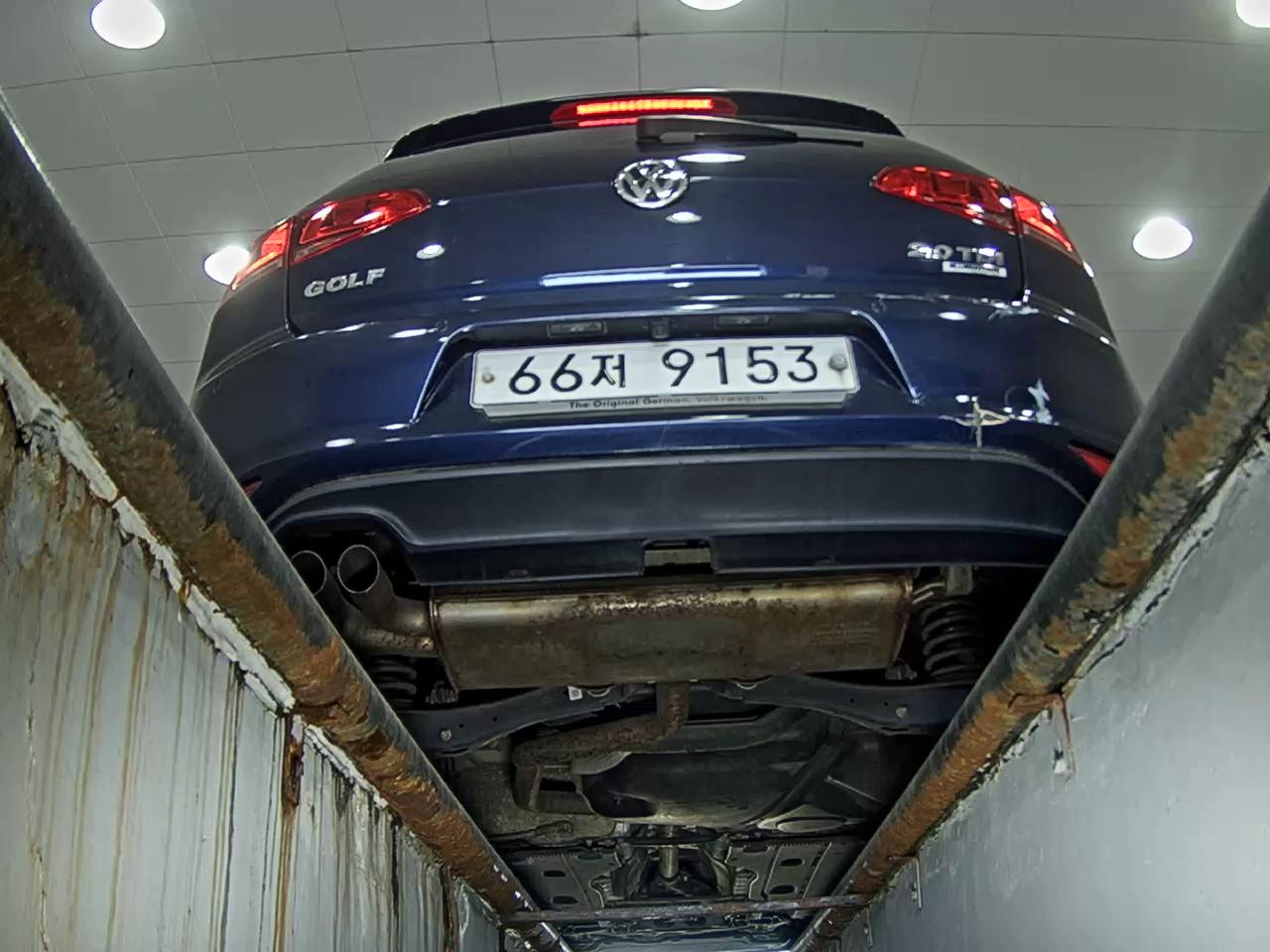 فولكس فاجن جولف (7Th Gen) 2.0 TDI 2015