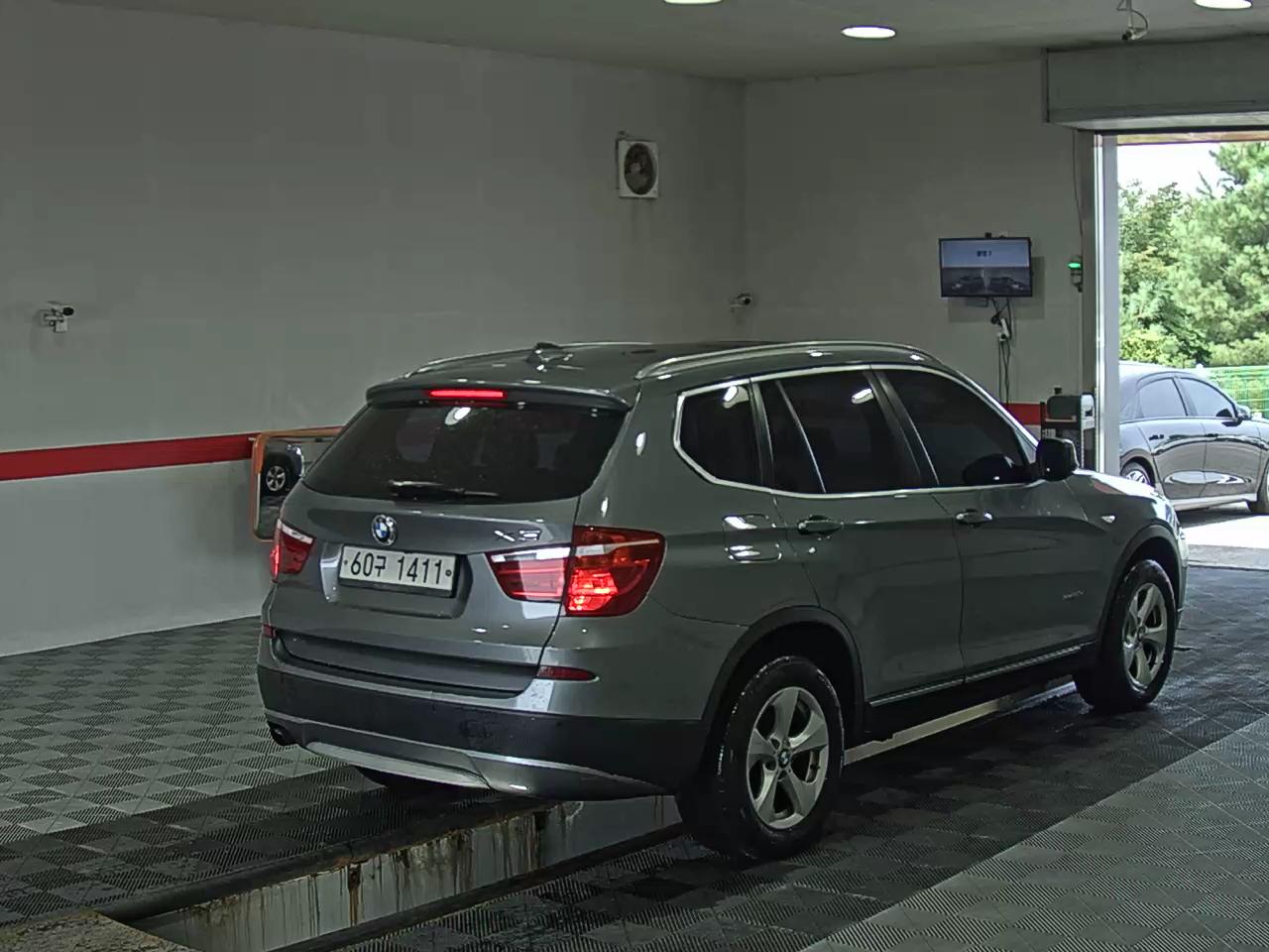 بي إم دبليو X3 (2Nd Gen) 20D إكس درايف مرتفع 2013