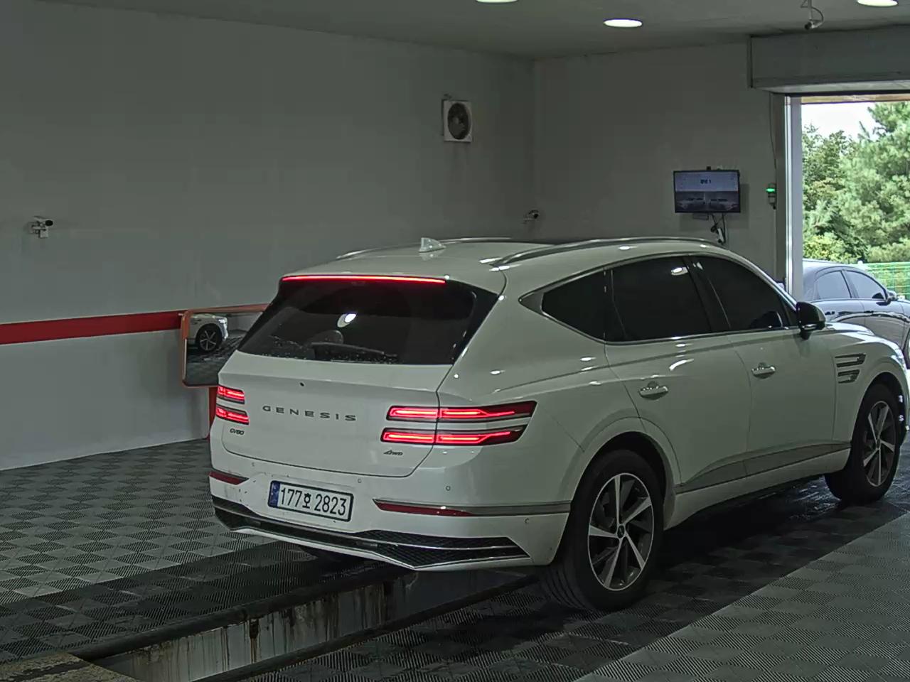 جينيسيس جينيسيس GV80 2024 دفع رباعي BASE