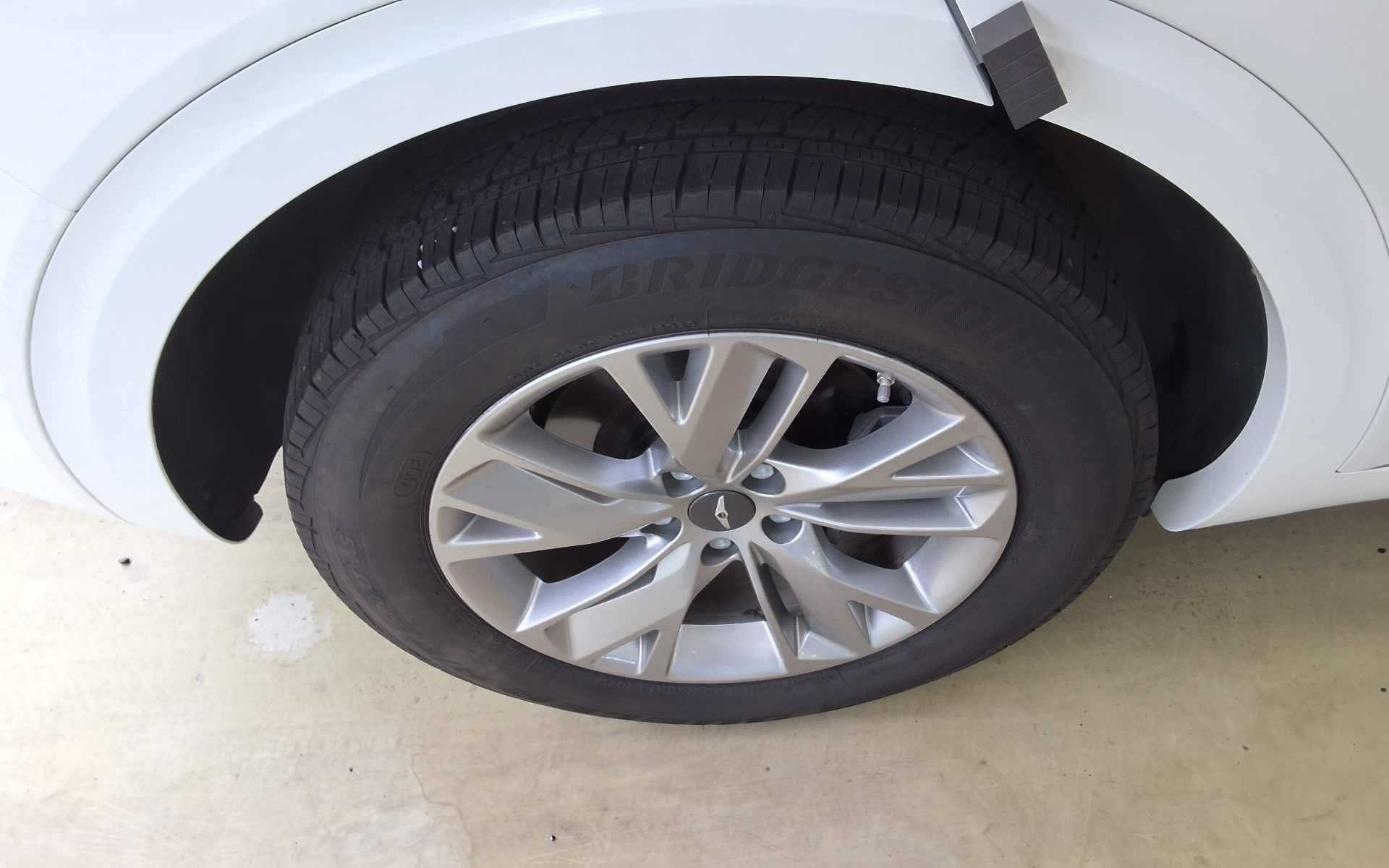 جينيسيس جينيسيس GV70 2024 2.5T BASE