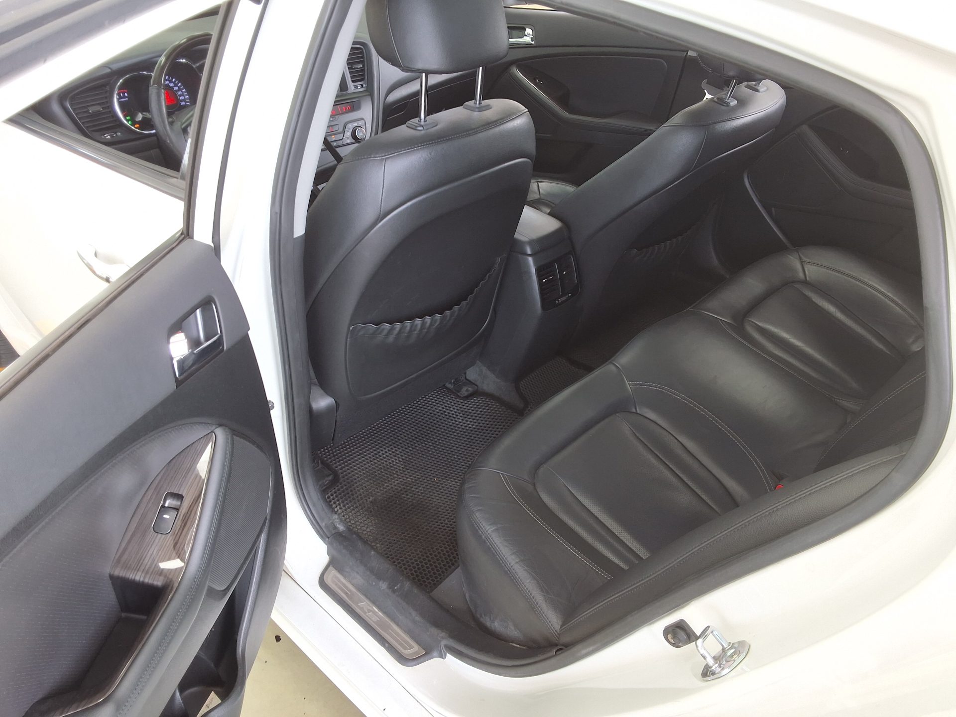 كيا كي 5 2011 PRESTIGE