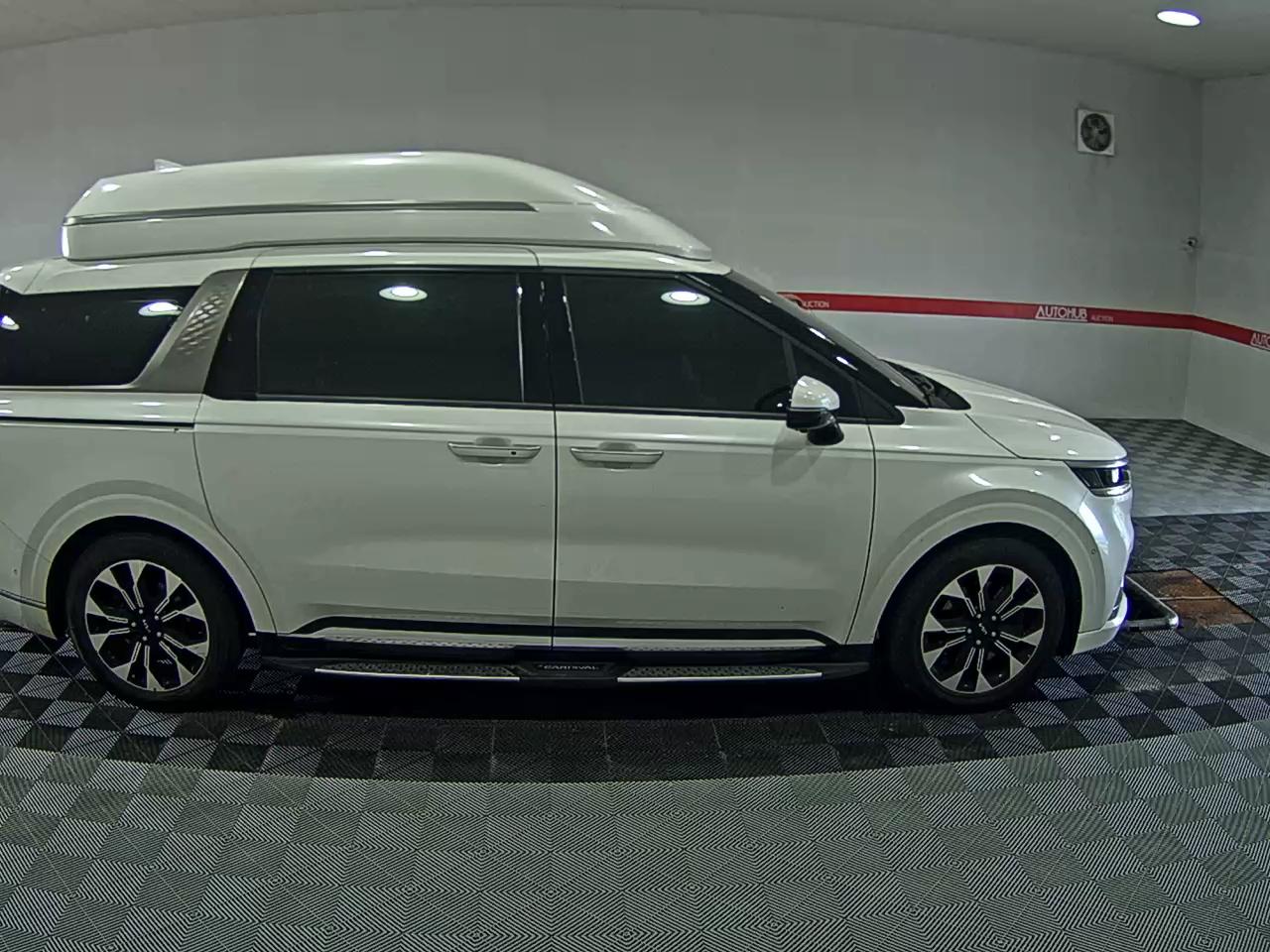 كيا جديد كارنفال (Ka4) Hi Limousine 7 Seater ديزل سيجنتشر 2022 SIGNATURE