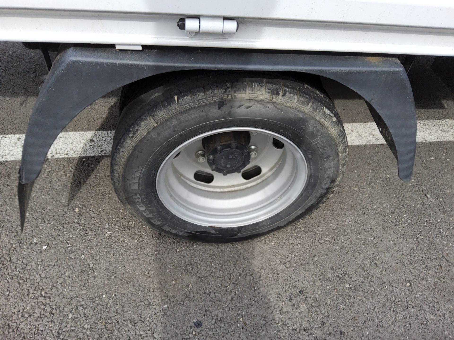 هيونداي الجديد كليا Mighty 2.5 طن Narrow Cab طويل Wheelbase منخفض Deck 2021 طويل المدى
