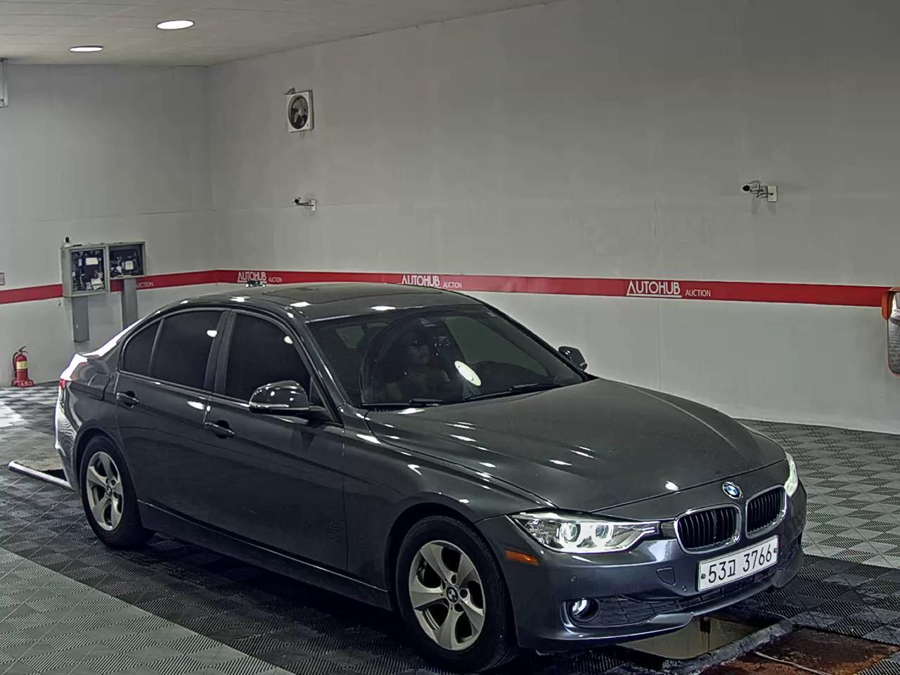 بي إم دبليو 3 Series (6Th Gen) 320D Ed Edition 2015 320d