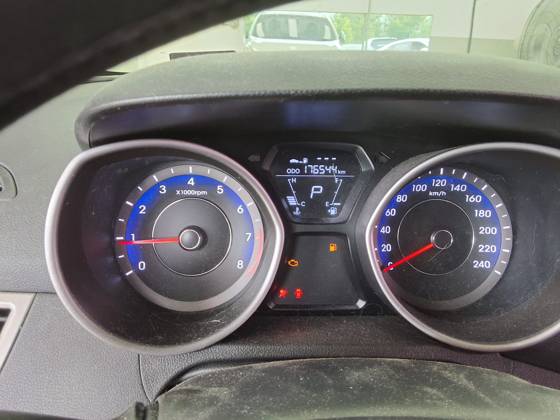 هيونداي أفانتي 2014 SMART