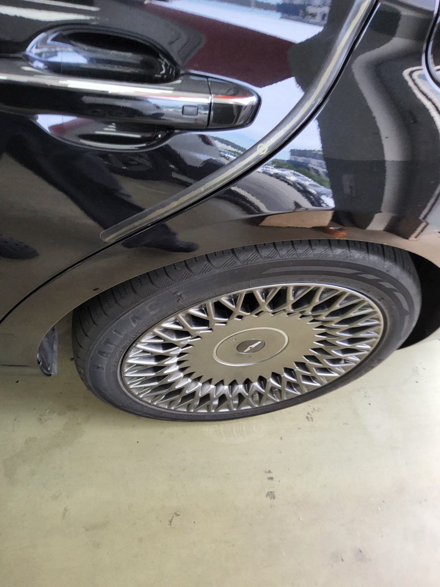 جينيسيس جينيسيس G90 2019 دفع رباعي بريميوم فاخر
