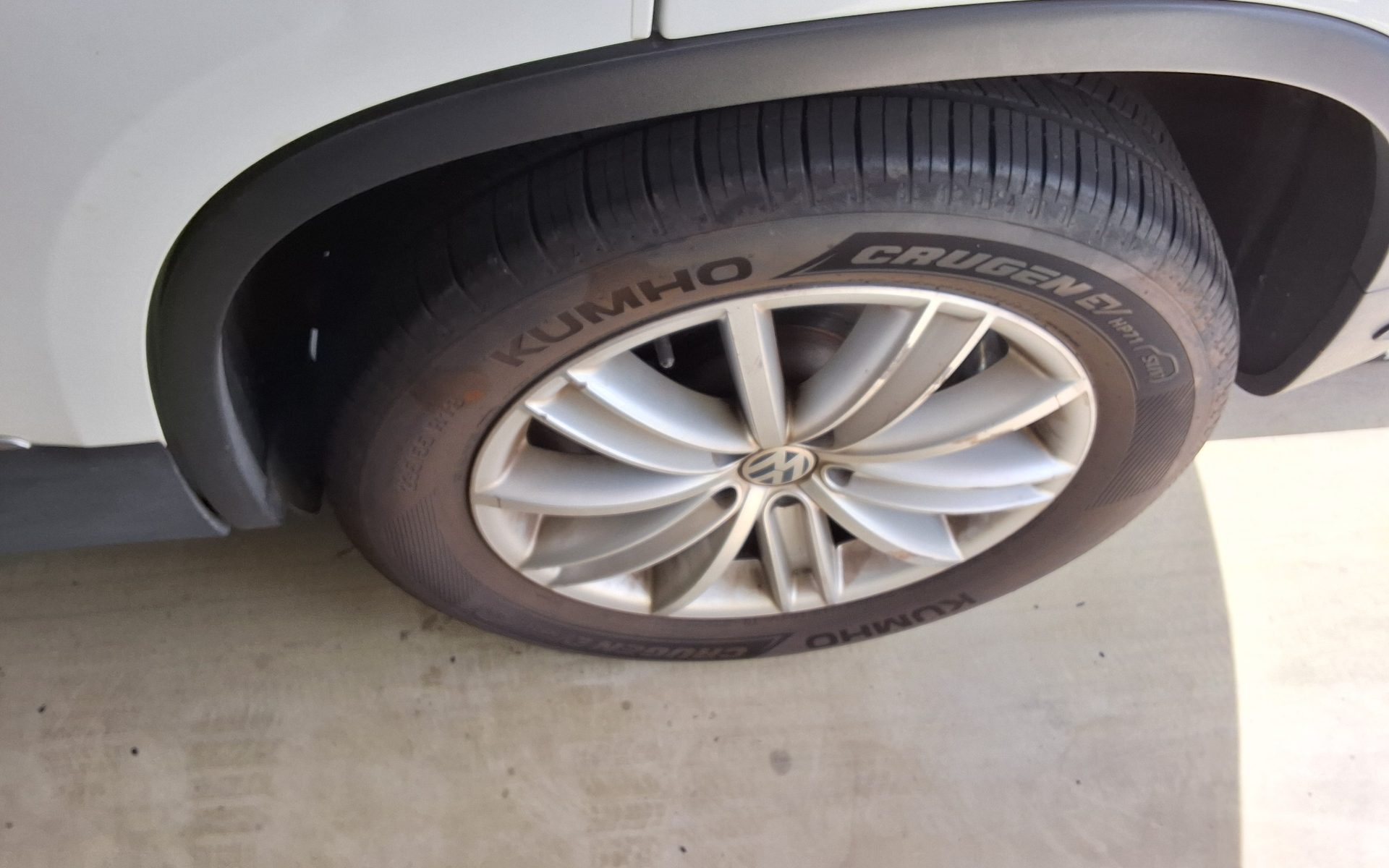 فولكس فاجن تيجوان 2.0 TDI Bluemotion بريميوم 2016 بريميوم