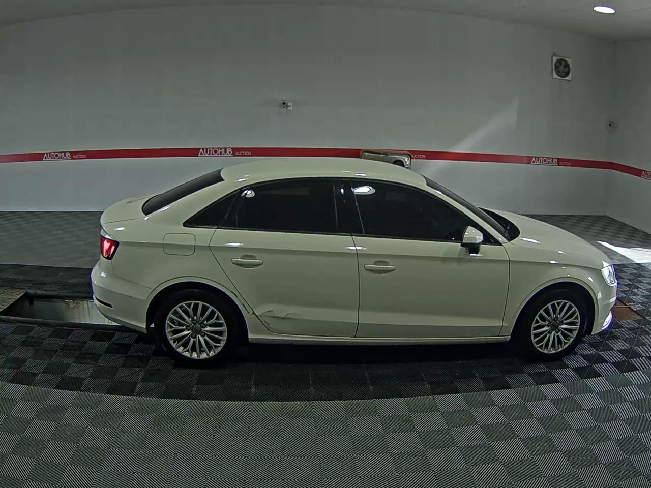 أودي إيه 3 (3Rd Gen) 2.0 TDI 2014